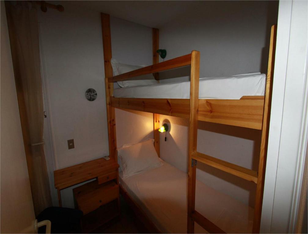 Beachfront House 13 ,Glyfada room 5